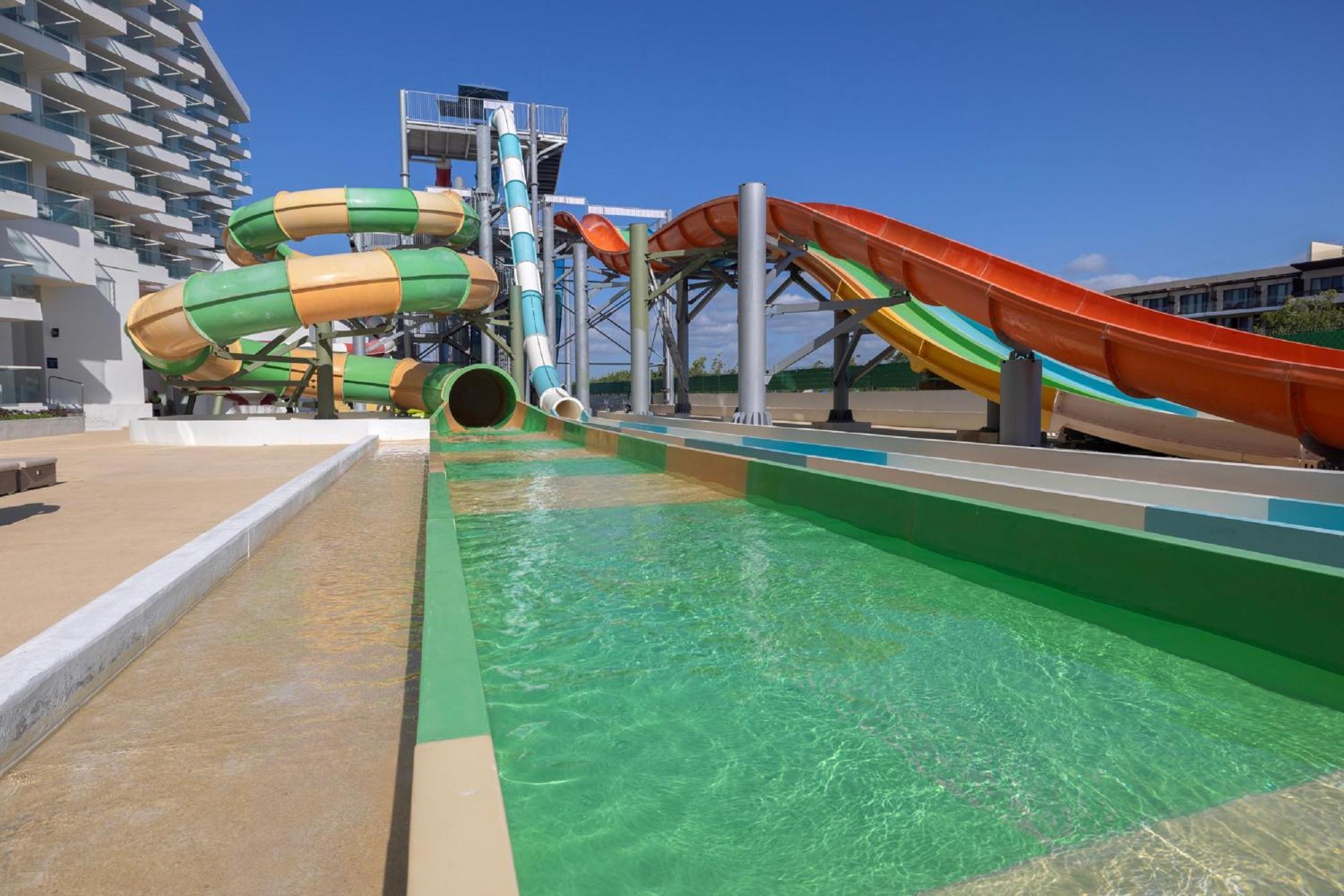 Royalton Splash Riviera Cancun, An Autograph Collection All-Inclusive Resort プエルト・モレロス エクステリア 写真